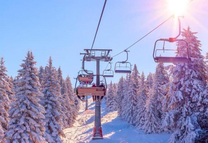 Holiday Borjomi Qvibisi ภายนอก รูปภาพ